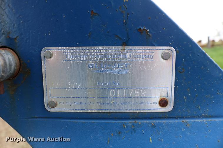 image for item DD8797 Blu-Jet TrackMaster track filler