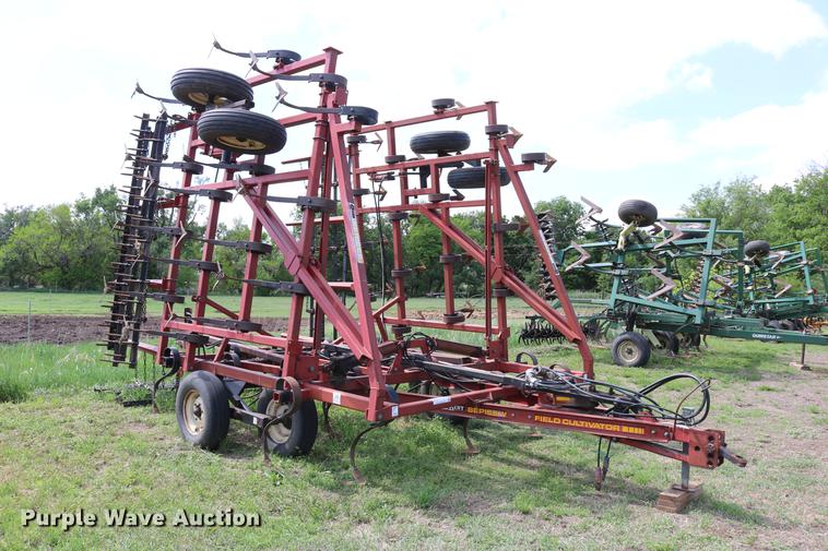 image for item DD8799 Kent 6330 Series V field cultivator