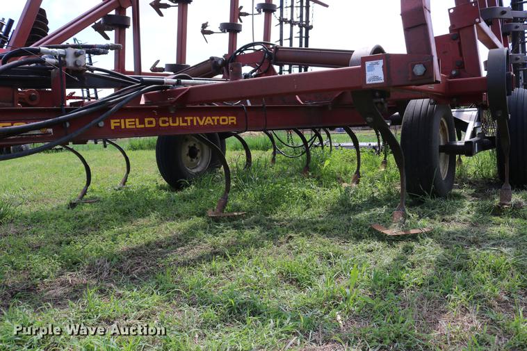image for item DD8799 Kent 6330 Series V field cultivator