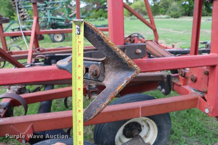 image for item DD8799 Kent 6330 Series V field cultivator
