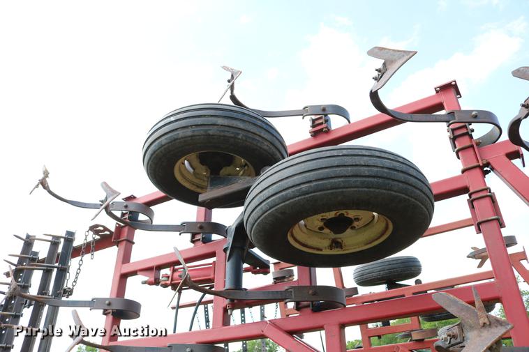 image for item DD8799 Kent 6330 Series V field cultivator