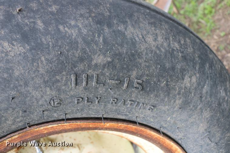 image for item DD8800 QuinStar field cultivator