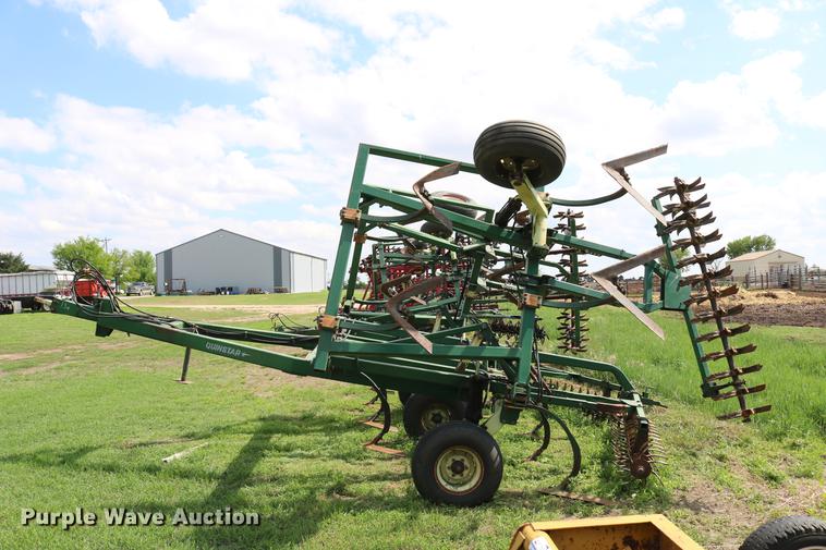 image for item DD8801 QuinStar FM428 field cultivator