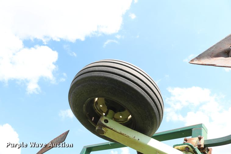 image for item DD8801 QuinStar FM428 field cultivator