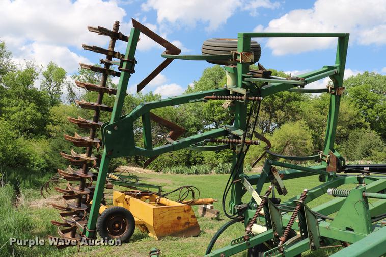 image for item DD8801 QuinStar FM428 field cultivator
