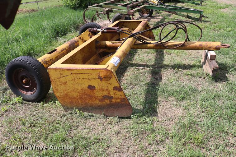 image for item DD8802 Box scraper