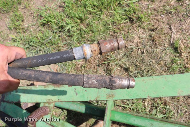 image for item DD8804 John Deere EO100 chisel