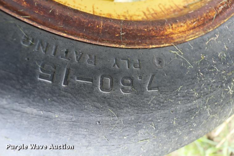 image for item DD8804 John Deere EO100 chisel