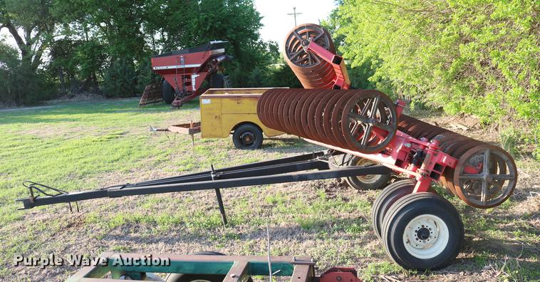 image for item DD8805 Sterling soil packer