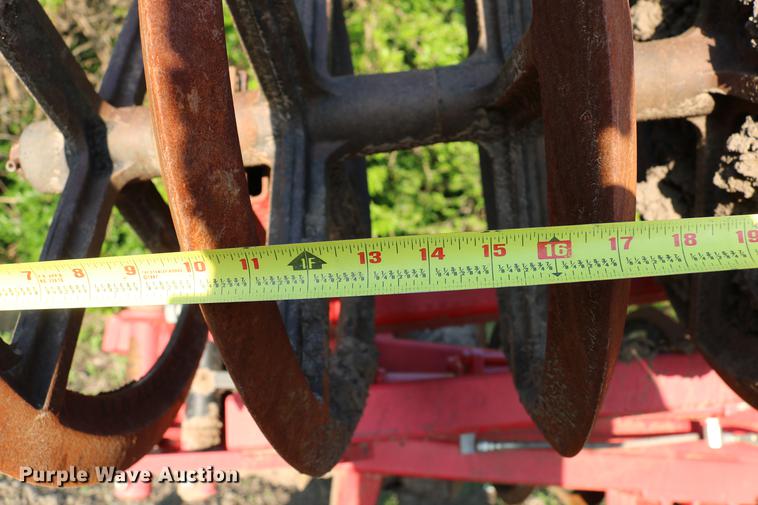 image for item DD8805 Sterling soil packer