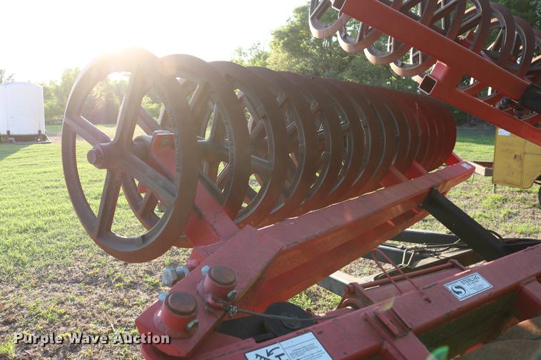 image for item DD8805 Sterling soil packer