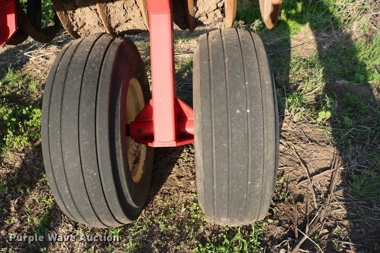 image for item DD8805 Sterling soil packer