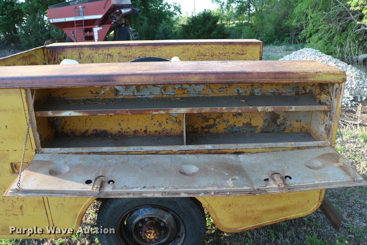 image for item DD8806 Stahl utility bed trailer