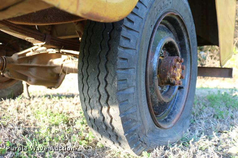 image for item DD8806 Stahl utility bed trailer