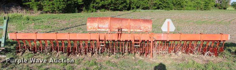 image for item DD8809 Yetter 3421 rotary hoe