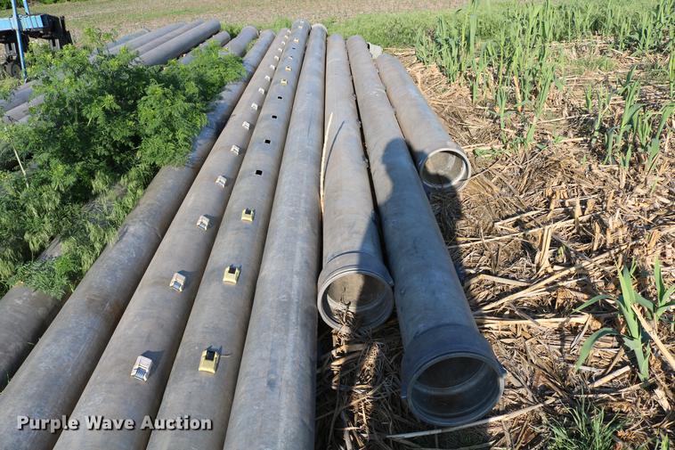 image for item DD8811 Irrigation pipe and fittings