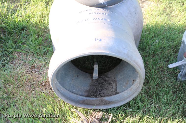 image for item DD8811 Irrigation pipe and fittings