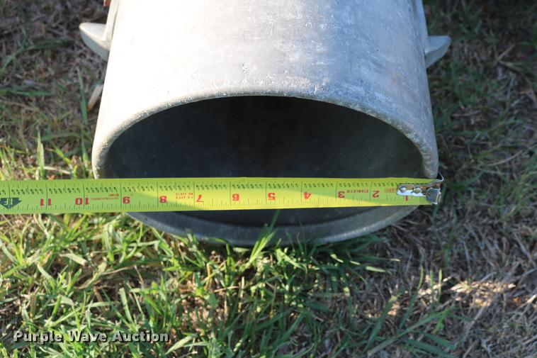 image for item DD8811 Irrigation pipe and fittings