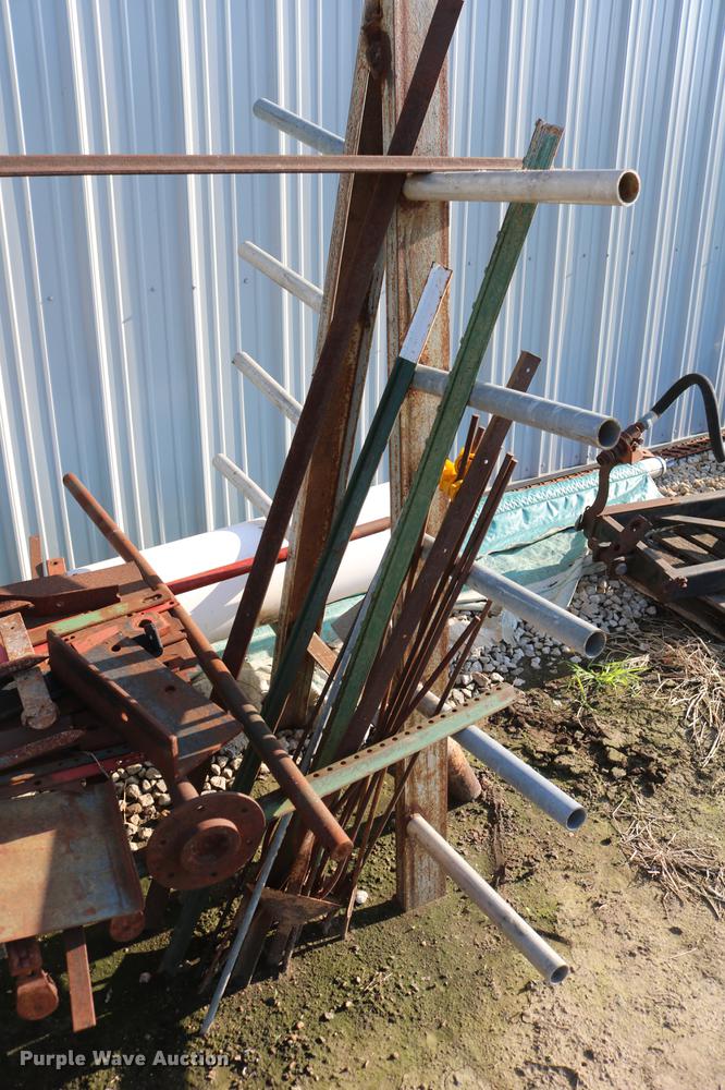 image for item DD8813 Iron rack