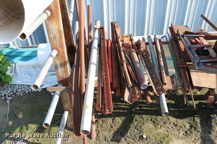 image for item DD8813 Iron rack