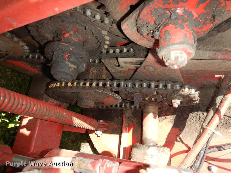 image for item DE1738 Gehl 1060 forage harvester