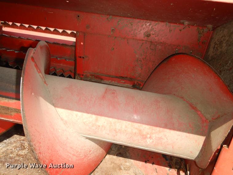 image for item DE1738 Gehl 1060 forage harvester