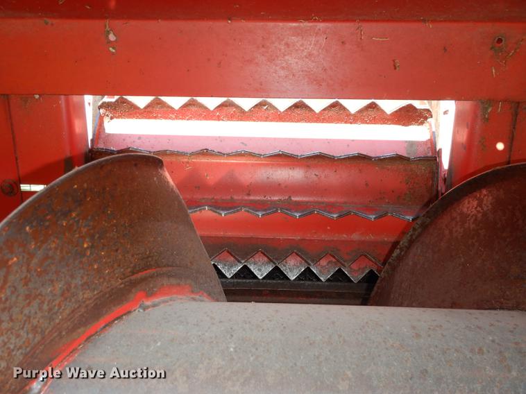 image for item DE1738 Gehl 1060 forage harvester