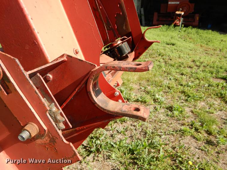 image for item DE1739 Gehl TR3038 silage head