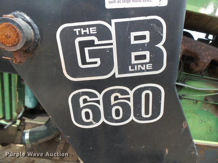 image for item DE3664 1980 John Deere 2940 tractor