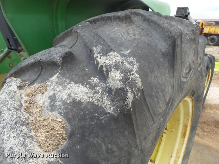 image for item DE3664 1980 John Deere 2940 tractor