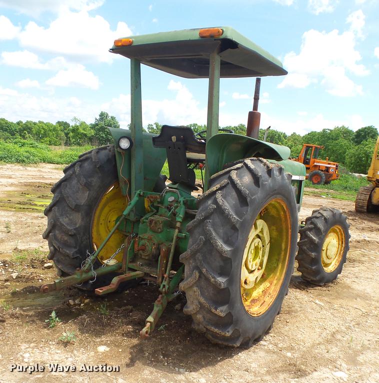image for item DE3666 John Deere 3130 HFWD tractor