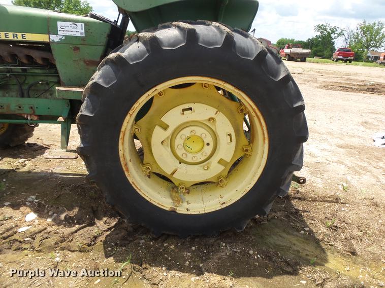 image for item DE3666 John Deere 3130 HFWD tractor