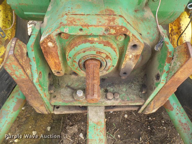 image for item DE3666 John Deere 3130 HFWD tractor