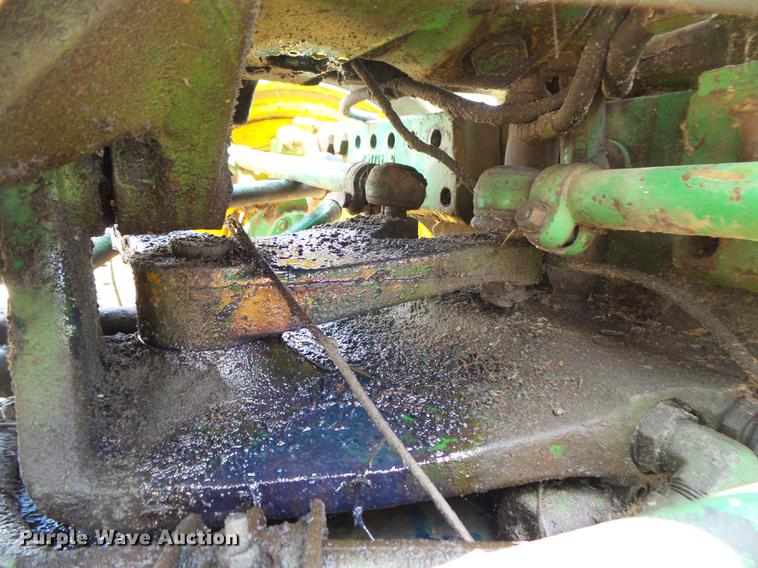 image for item DE3666 John Deere 3130 HFWD tractor