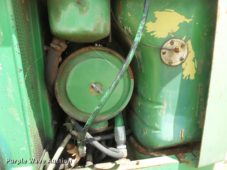 image for item DE3666 John Deere 3130 HFWD tractor