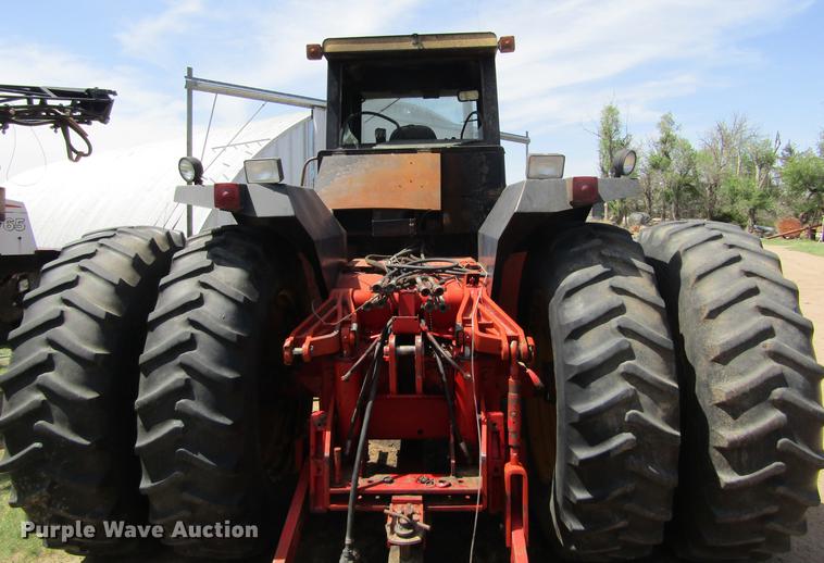 image for item DE6815 1979 Versatile 835 4WD tractor