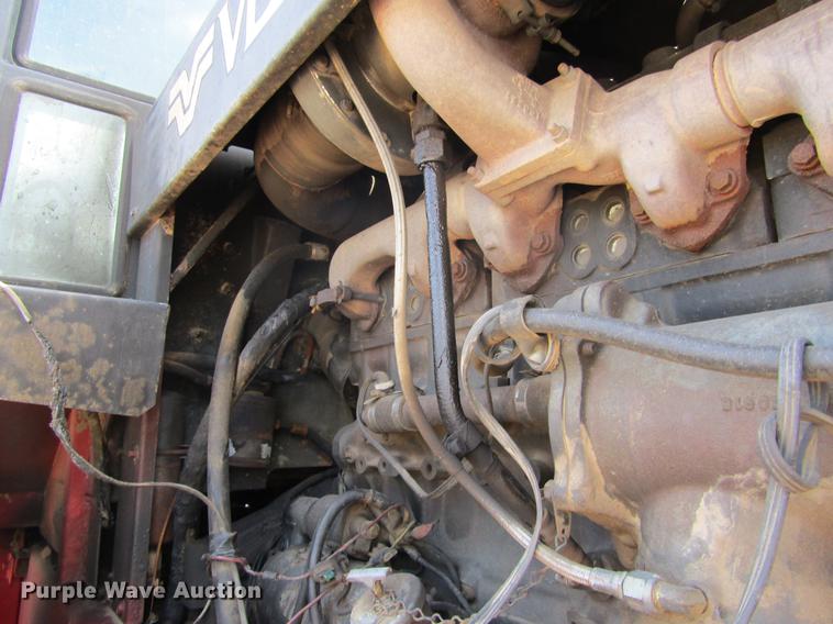 image for item DE6815 1979 Versatile 835 4WD tractor