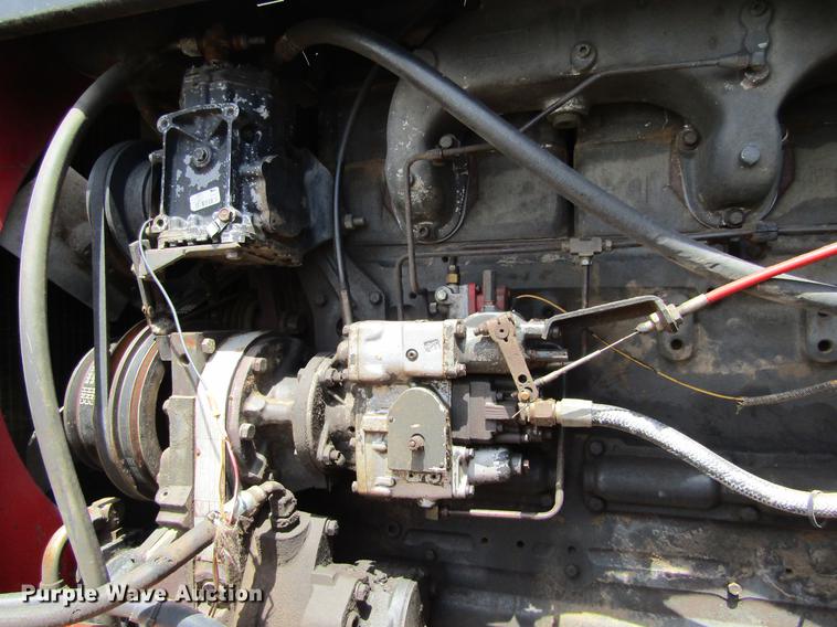 image for item DE6815 1979 Versatile 835 4WD tractor