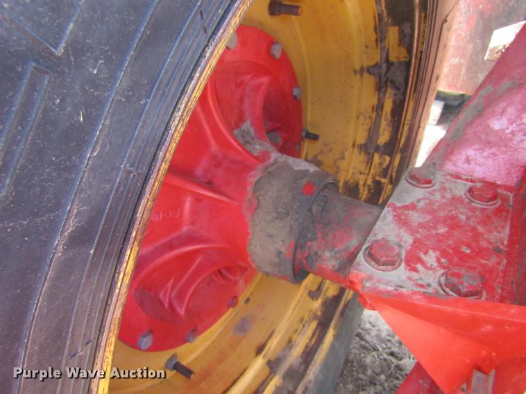 image for item DE6815 1979 Versatile 835 4WD tractor