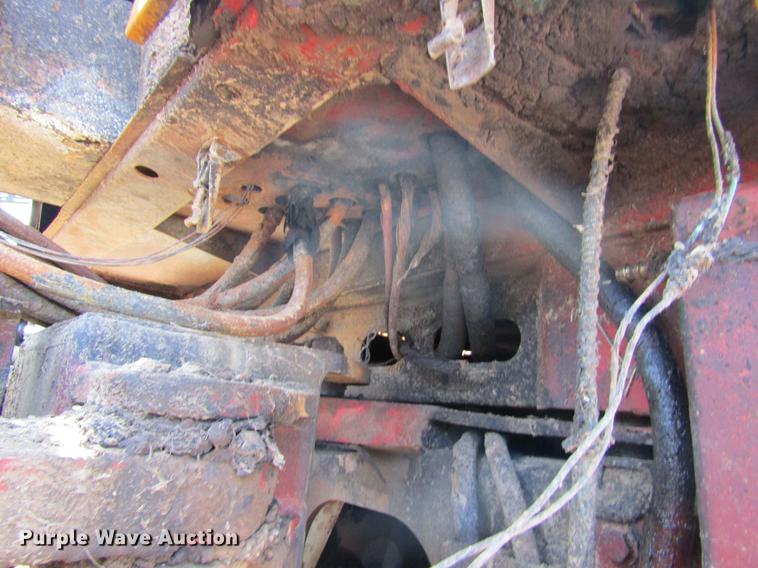 image for item DE6815 1979 Versatile 835 4WD tractor