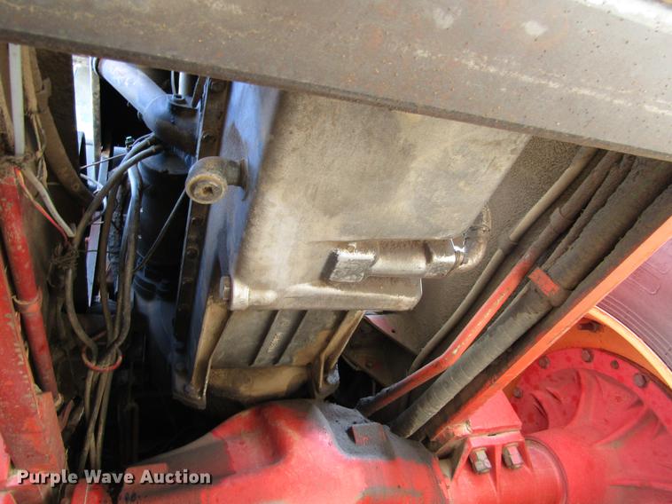 image for item DE6815 1979 Versatile 835 4WD tractor