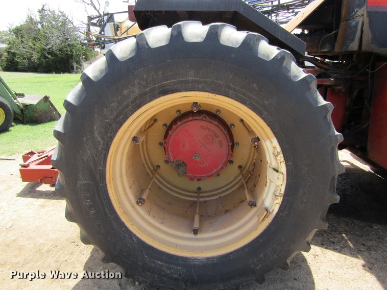 image for item DE6815 1979 Versatile 835 4WD tractor