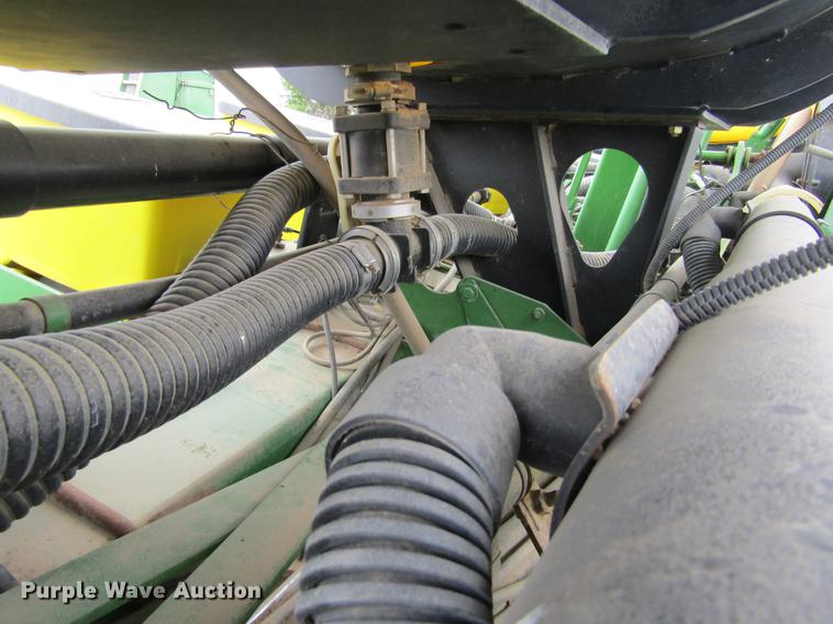 image for item DE6830 2002 John Deere 1760 no-till planter