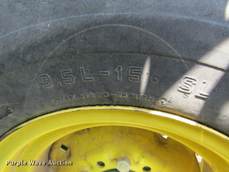 image for item DE6830 2002 John Deere 1760 no-till planter