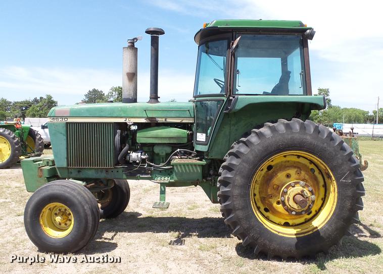 image for item DE7102 1976 John Deere 4630 tractor