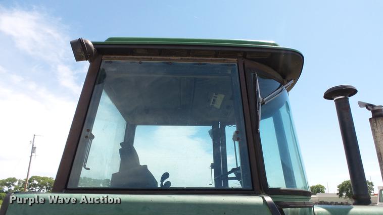 image for item DE7102 1976 John Deere 4630 tractor