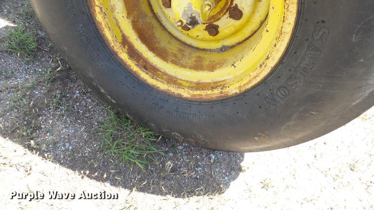 image for item DE7102 1976 John Deere 4630 tractor