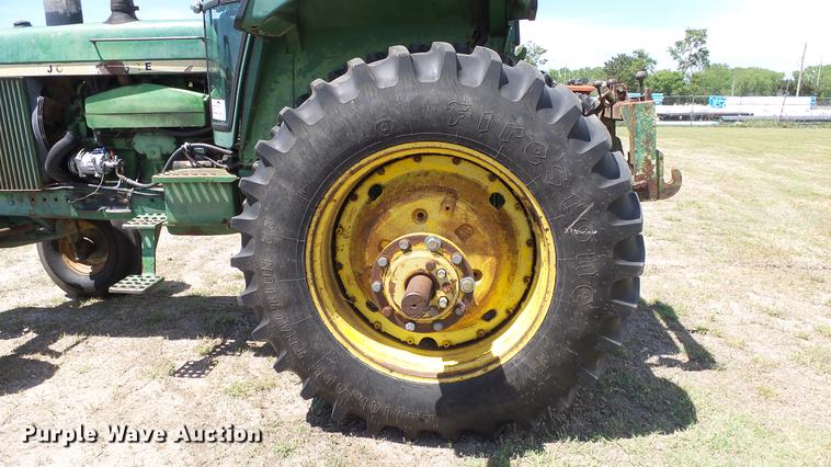 image for item DE7102 1976 John Deere 4630 tractor