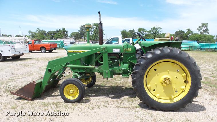 image for item DE7104 John Deere 2510 tractor