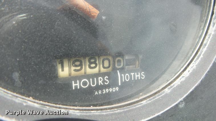 image for item DE7104 John Deere 2510 tractor